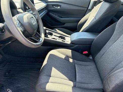 Certified 2023 Honda Accord LX image 18