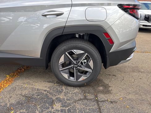 New 2026 Hyundai Tucson SEL image 11