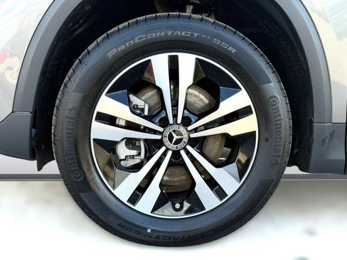 Used 2026 Mercedes-Benz GLA 250 4MATIC image 12
