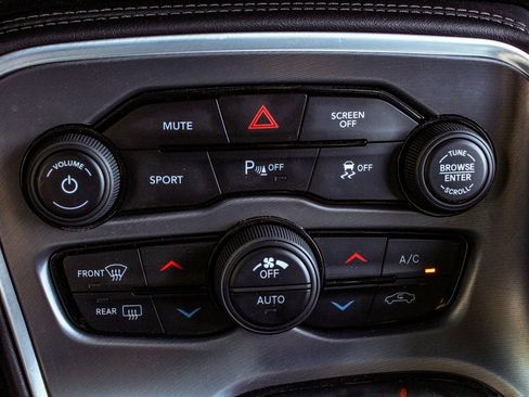 Used 2019 Dodge Challenger R/T w/ Blacktop Package image 21