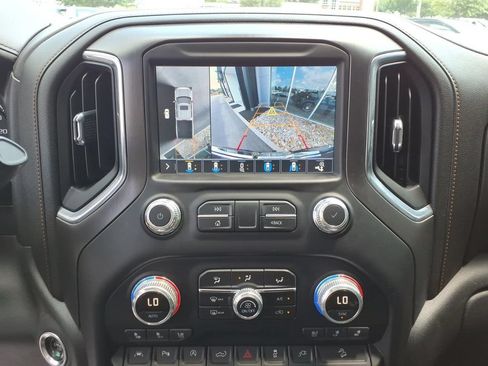 Used 2019 GMC Sierra 1500 AT4 w/ AT4 Premium Package AWD/4WD image 23