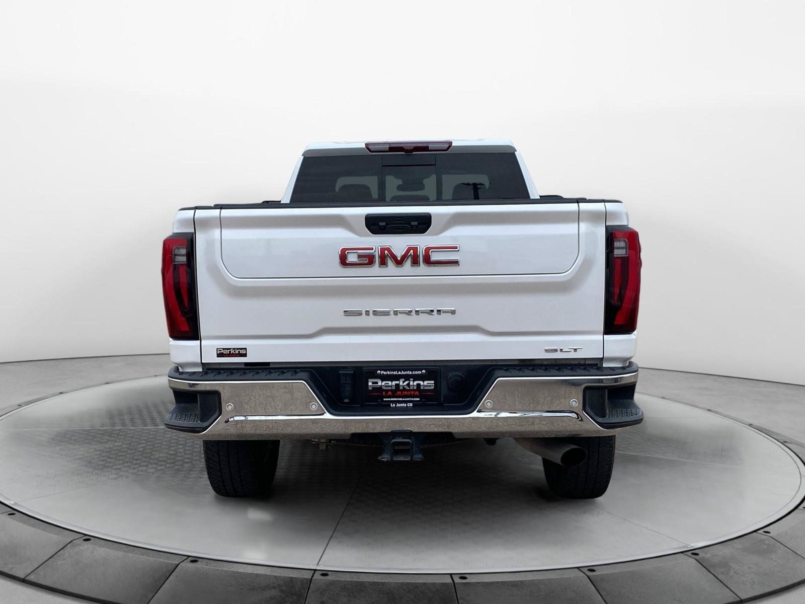 Used 2024 GMC Sierra 2500 SLT w/ SLT Premium Package AWD/4WD image 6