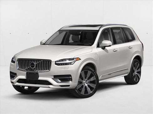 Used 2020 Volvo XC90 T8 Momentum w/ Protection Package Premier AWD/4WD image 1