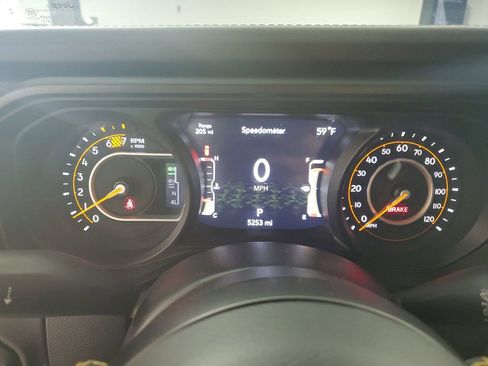 New 2025 Jeep Wrangler Unlimited Rubicon 392 image 27