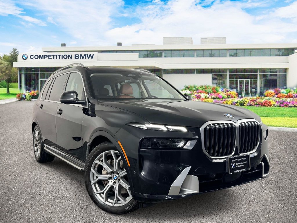 Used 2023 BMW X7 xDrive40i AWD/4WD image 1