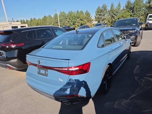 Used 2026 Volkswagen Jetta GLI Autobahn FWD image 14