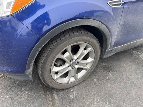 Used 2014 Ford Escape Titanium image 3