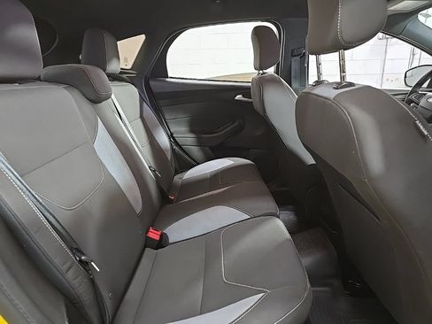 Used 2017 Ford Focus ST FWD image 29