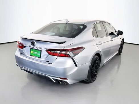 Used 2023 Toyota Camry SE w/ Convenience Package image 10