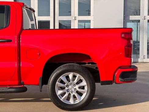 Used 2024 Chevrolet Silverado 1500 Custom image 40