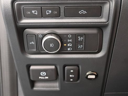 Used 2022 Ford F150 Lariat w/ Equipment Group 502A High AWD/4WD image 40