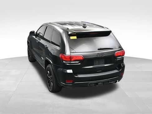 Used 2021 Jeep Grand Cherokee Laredo X RWD image 21
