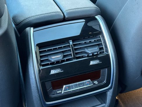 Used 2021 BMW X5 xDrive40i w/ Premium Package image 16