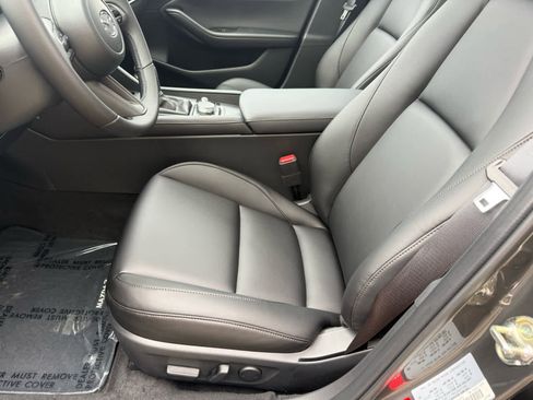 New 2026 MAZDA MAZDA3 2.5 S Sedan w/ Preferred Pkg FWD image 4