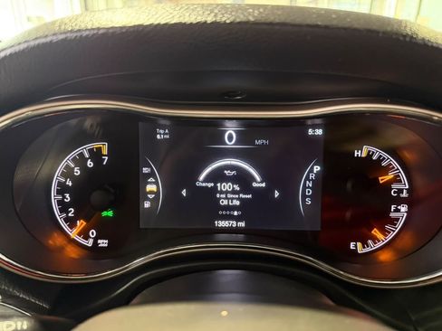 Used 2014 Jeep Grand Cherokee Laredo w/ 18" Wheel & 8.4" Radio Group AWD/4WD image 18