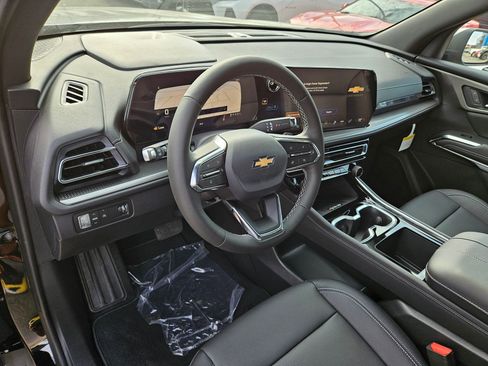 New 2026 Chevrolet Traverse LT w/ Driver Confidence Package image 11