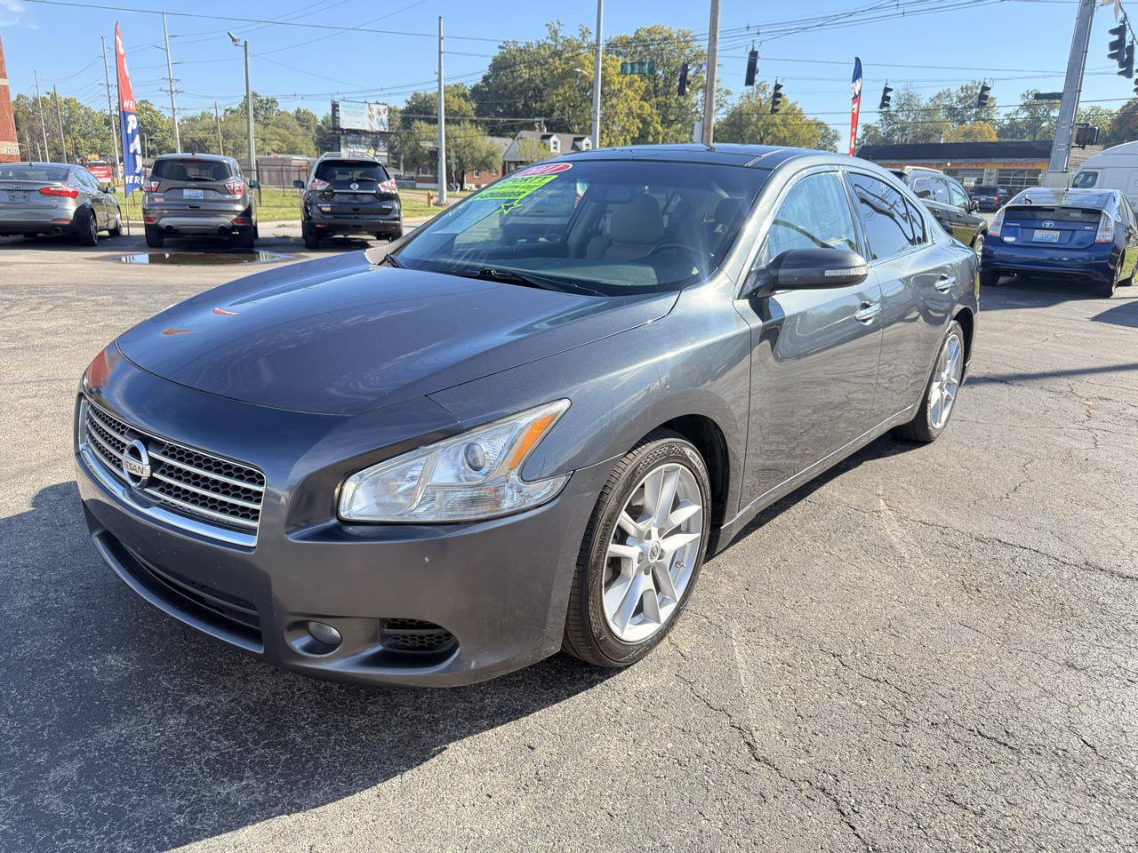 Used 2011 Nissan Maxima 3.5 SV w/ Premium Pkg FWD image 4