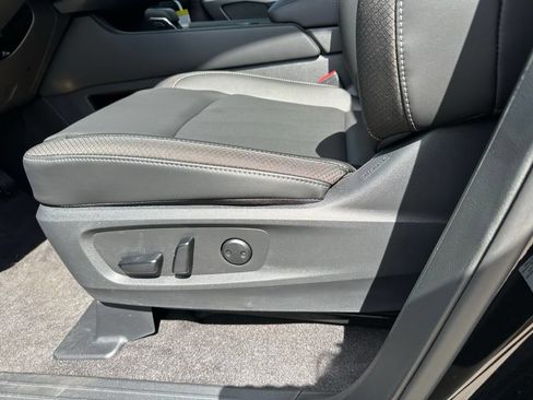 New 2026 Nissan Pathfinder SL AWD/4WD image 14