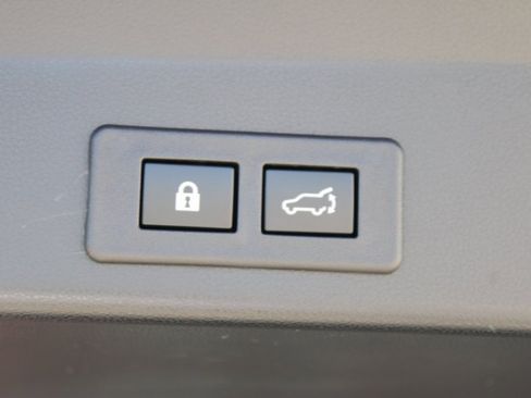 Certified 2025 Subaru Ascent Premium image 29