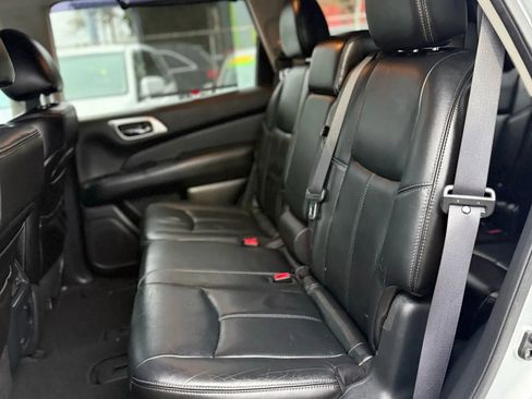 Used 2013 Nissan Pathfinder SL w/ SL Premium Pkg image 22