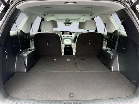 Used 2020 Hyundai Palisade SEL w/ Premium Package image 6