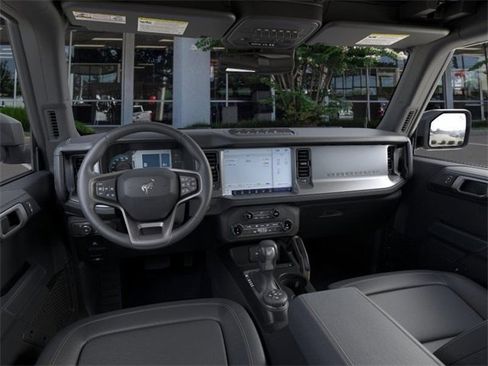 New 2025 Ford Bronco Badlands image 9