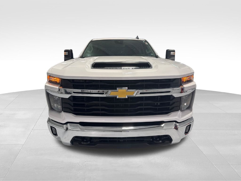 Used 2025 Chevrolet Silverado 2500 LT w/ Convenience Package AWD/4WD image 50