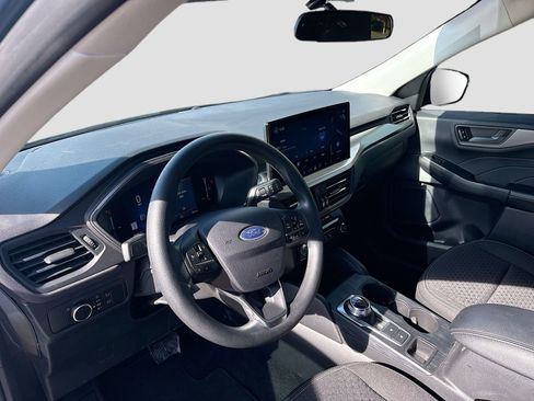 Used 2025 Ford Escape Active w/ Tech Pack #1 FWD image 9