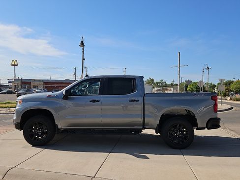 New 2026 Chevrolet Silverado 1500 LT Trail Boss w/ Convenience Package II AWD/4WD image 2