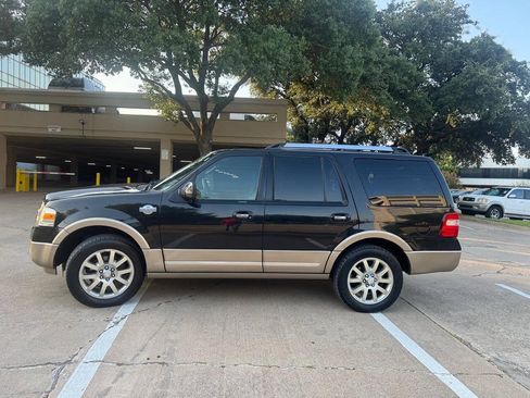 Used 2013 Ford Expedition King Ranch RWD image 3