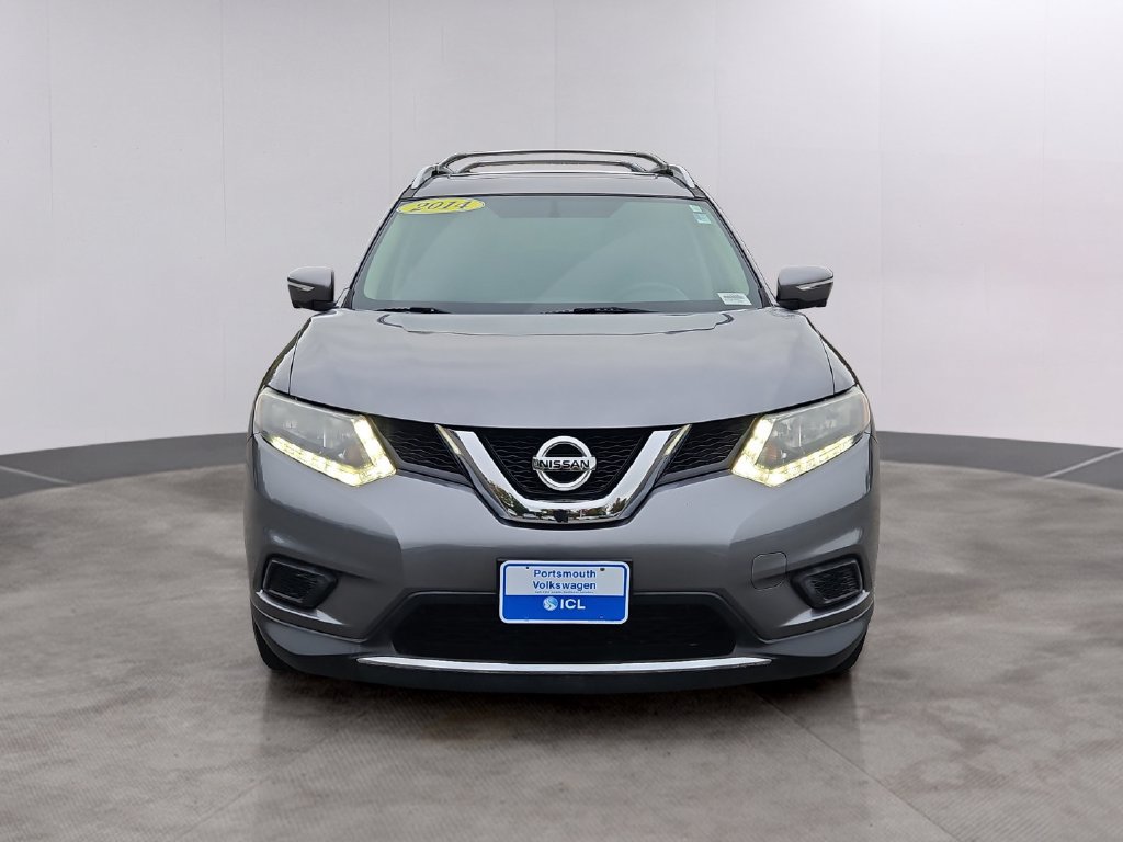 Used 2014 Nissan Rogue SV w/ SV Premium Package AWD/4WD image 2