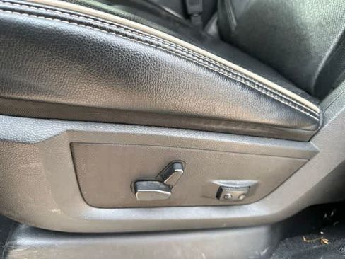 Used 2022 RAM 2500 Laramie AWD/4WD image 6