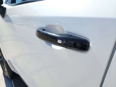 Used 2022 Chevrolet Silverado 1500 LT Trail Boss w/ LT Trail Boss Premium Package image 15