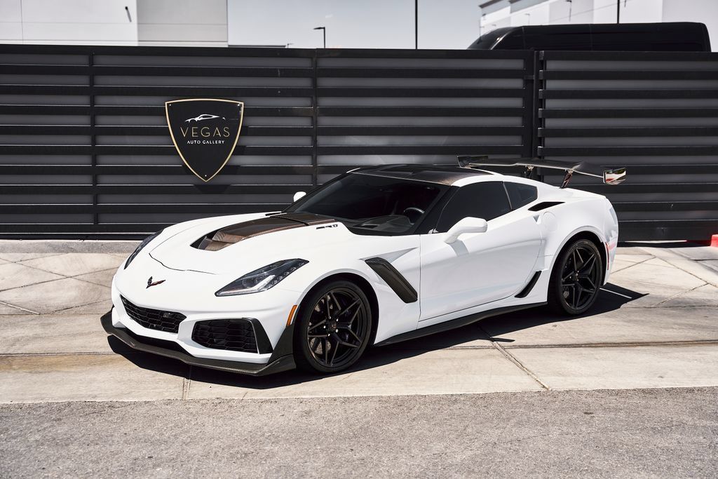 Used 2019 Chevrolet Corvette ZR1 RWD image 5