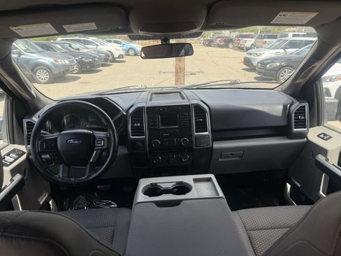 Used 2015 Ford F150 XLT AWD/4WD image 10