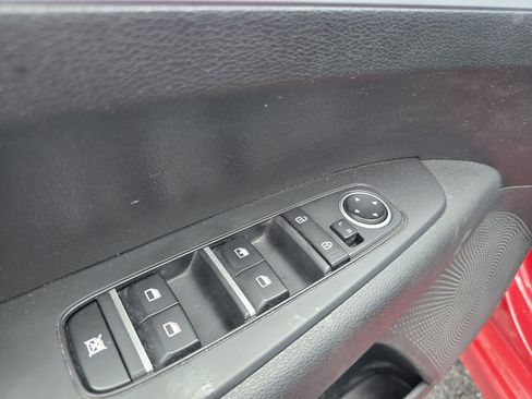 Used 2023 Kia Forte LXS FWD image 16