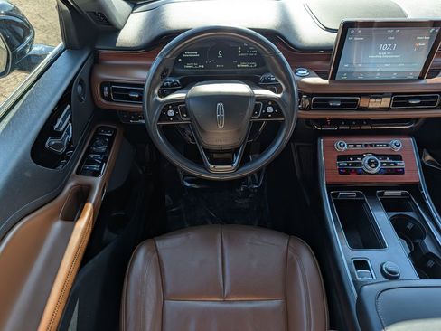 Used 2021 Lincoln Aviator Reserve w/ Equipment Group 201A image 12