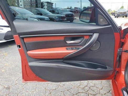Used 2018 BMW M3 RWD image 18