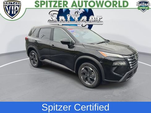 Used 2025 Nissan Rogue SV AWD/4WD image 2