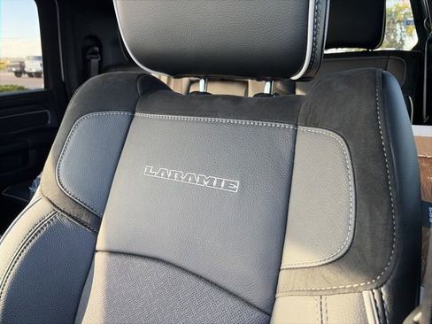 New 2026 RAM 2500 Laramie AWD/4WD image 12