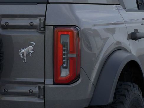 New 2025 Ford Bronco Badlands image 23