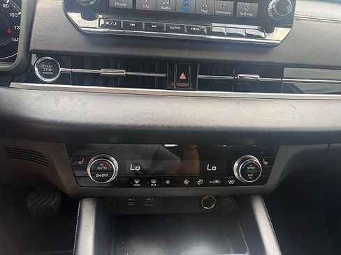 Used 2023 Mitsubishi Outlander SE AWD/4WD image 13