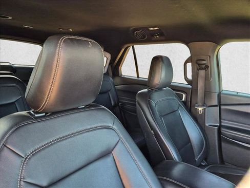 Certified 2020 Ford Explorer XLT w/ Equipment Group 202A RWD image 14