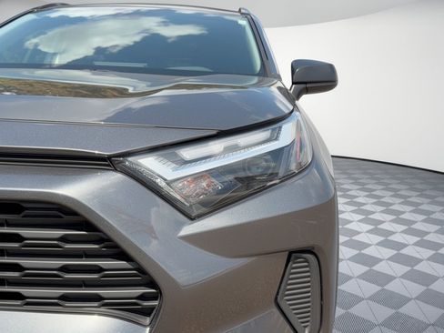 Used 2025 Toyota RAV4 LE AWD/4WD image 12