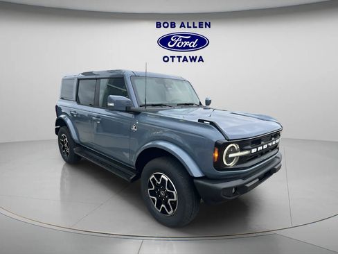 New 2025 Ford Bronco Outer Banks image 7