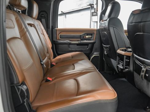 Used 2022 RAM 3500 Limited AWD/4WD image 40