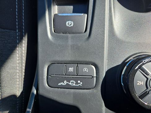 Used 2024 Ford Ranger XLT w/ FX4 Off-Road Package image 21