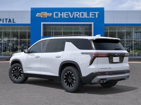 New 2026 Chevrolet Traverse Z71 image 3