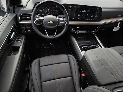 New 2026 Chevrolet Tahoe High Country w/ LPO, Illumination Package image 8