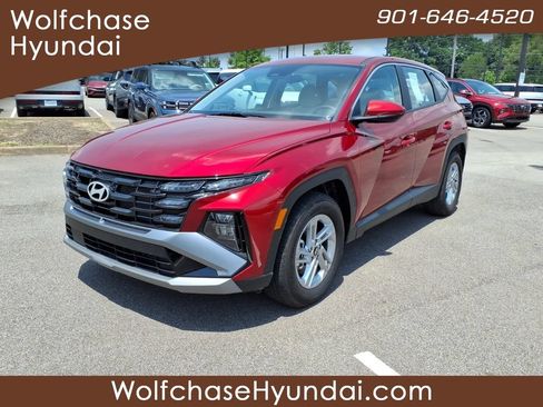 Certified 2026 Hyundai Tucson SE FWD image 1